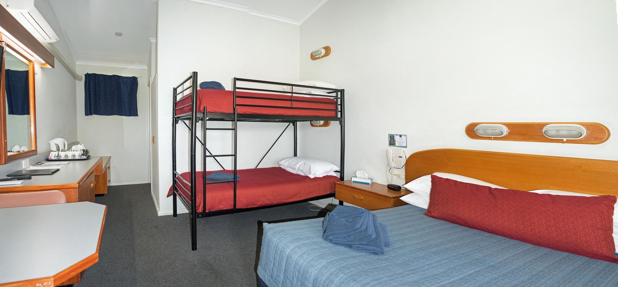 Rest Point Motor Inn Глен-Иннес Экстерьер фото