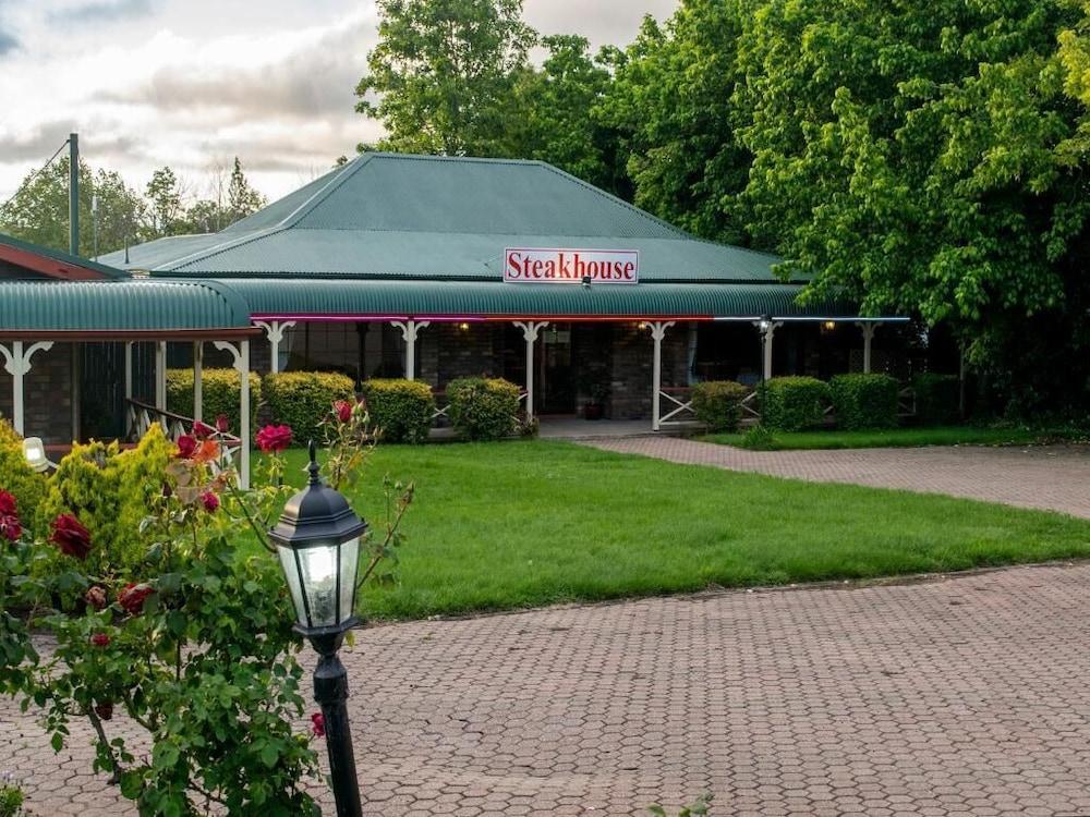 Rest Point Motor Inn Глен-Иннес Экстерьер фото
