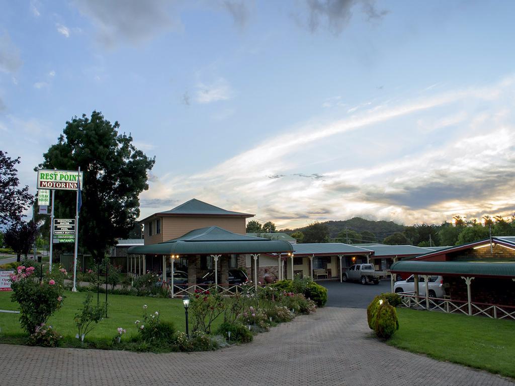 Rest Point Motor Inn Глен-Иннес Экстерьер фото
